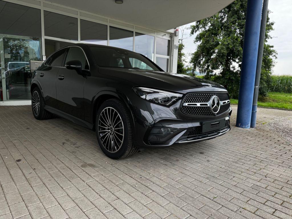 Mercedes-Benz GLC 300 Coupe / AMG Premium / Pano