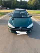 Peugeot 206 - gebrauchte Peugeot 206 aus dem Jahr 2000