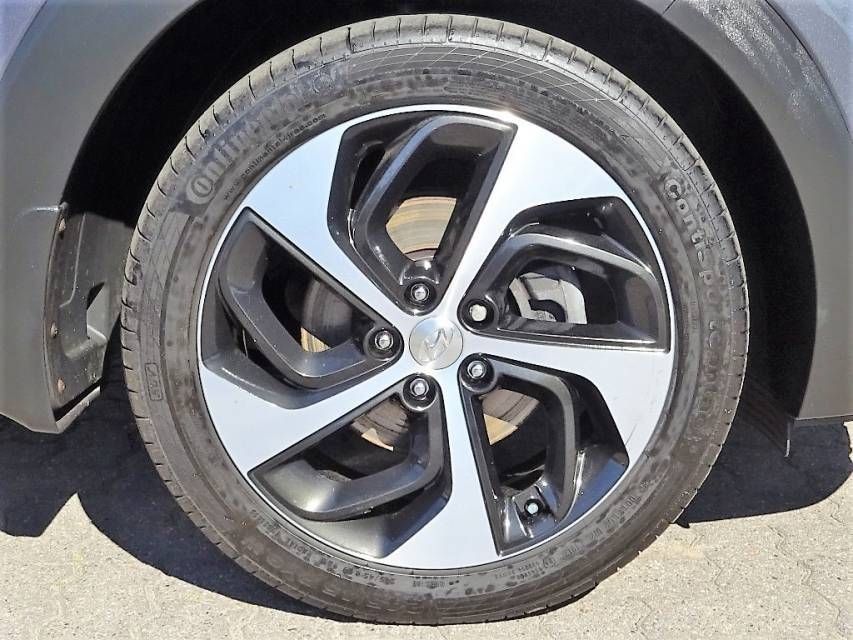 Fahrzeugabbildung Hyundai Tucson 1,6 Turbo 4WD Premium