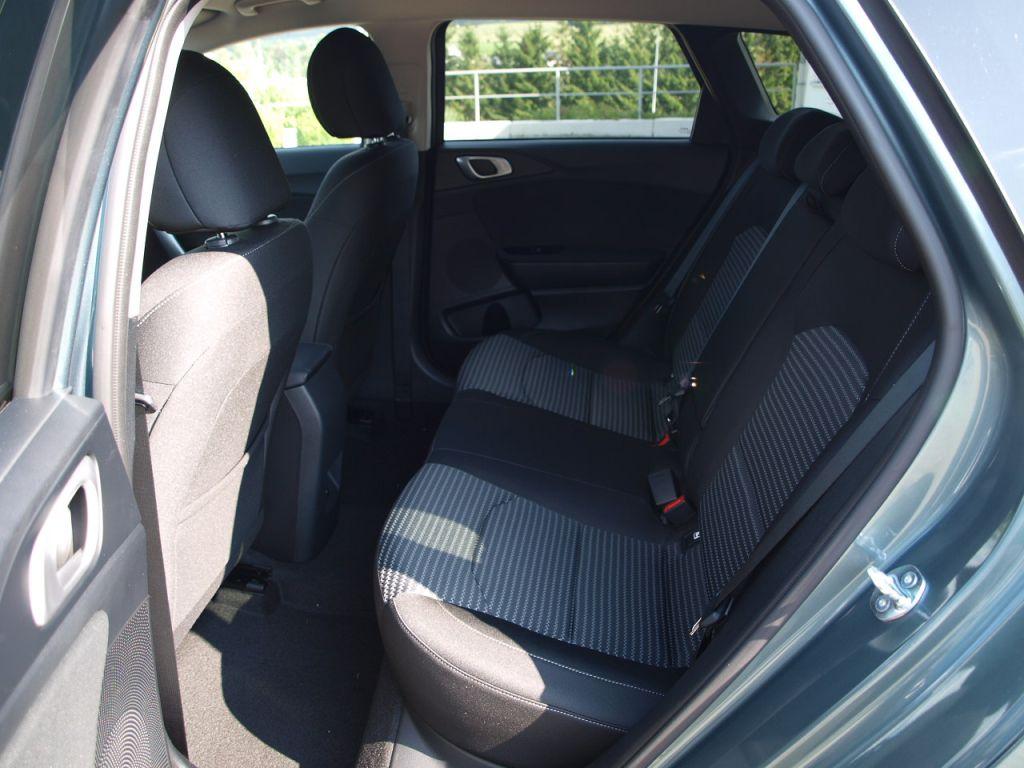 Kia Ceed SW 1.5 T DCT7 NAVI KAM ALU SHZG LED 4 WKR
