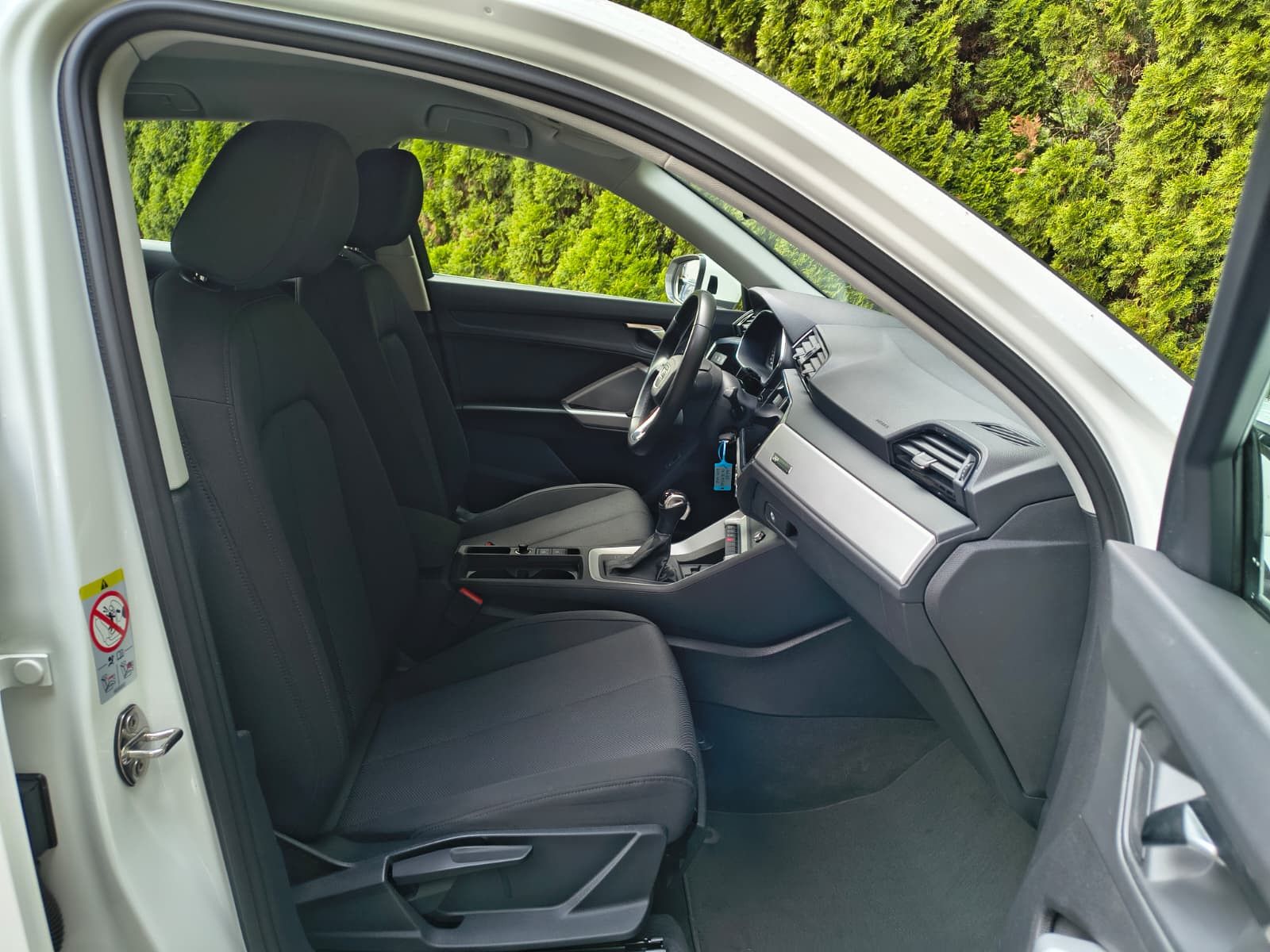 Fahrzeugabbildung Audi Q3 Sportback 35 TDI S-tronic LED+MMI+AHK+SHZ+DSP
