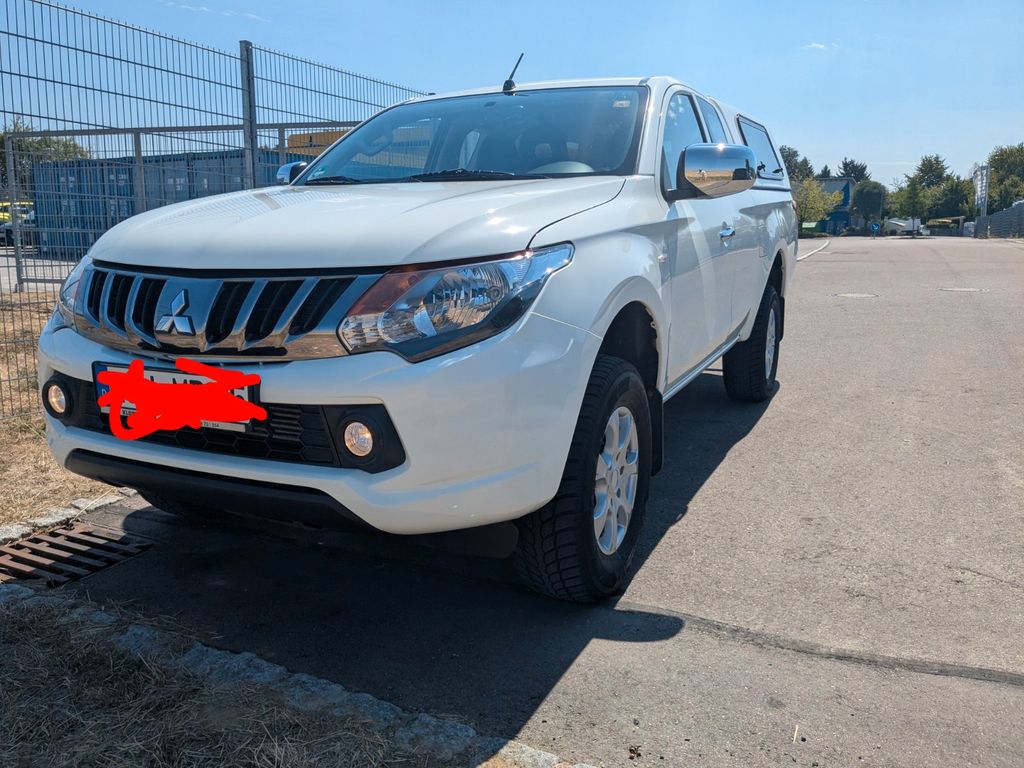 Image of Mitsubishi L200