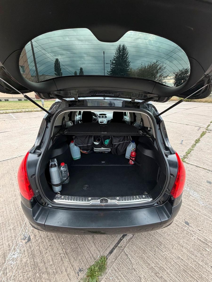Peugeot 308 2012 — photo 13