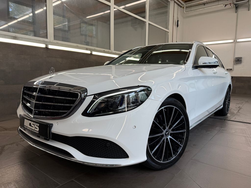 Image of Mercedes-Benz C 220