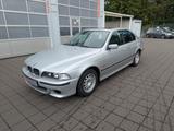 BMW 520i**SITZHEIZUNG+SCHIEBEDACH+KLIMA** - BMW 520 aus 2000: 520i