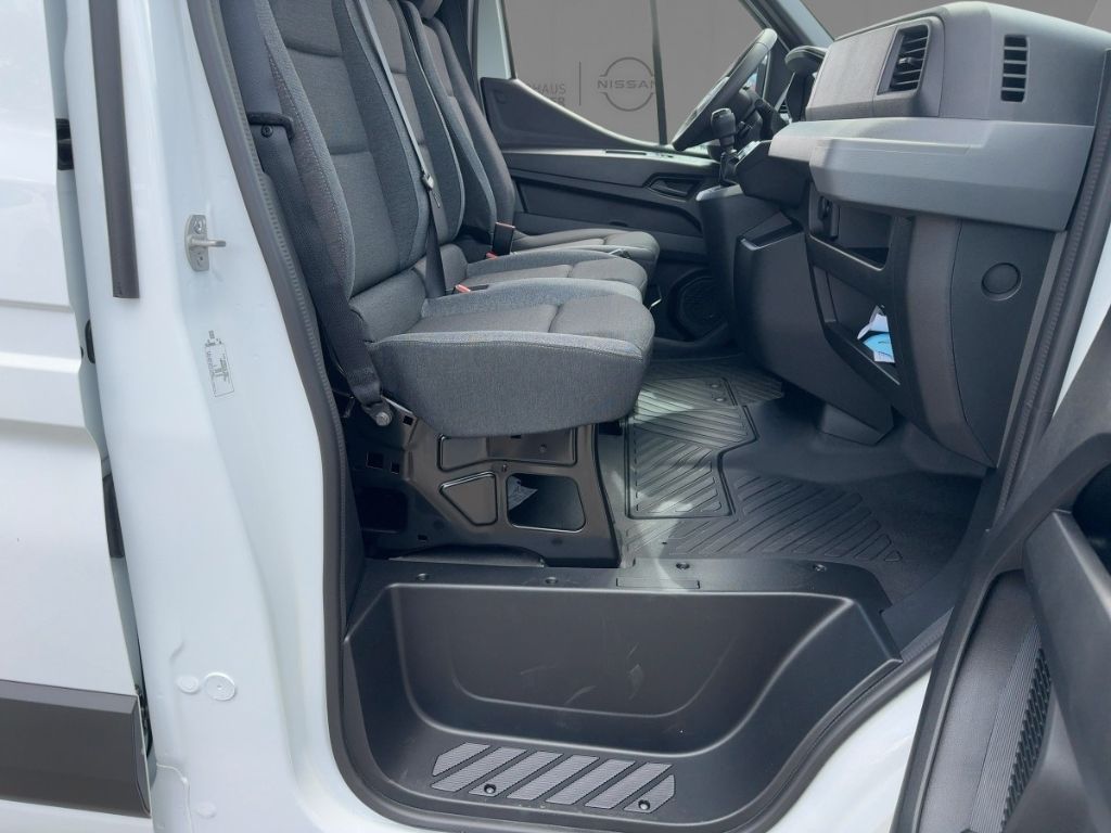 Nissan Interstar - Bild 11