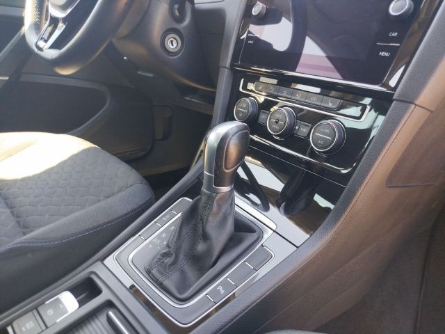 Fahrzeugabbildung Volkswagen Golf VII 1.4 TSI DSG, Navi, Join