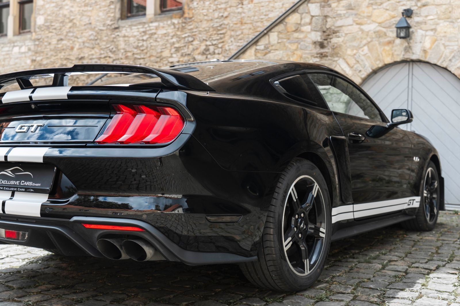 Fahrzeugabbildung Ford Mustang 5.0 GT  LED KAM NAV  SHZ SZK LEDER