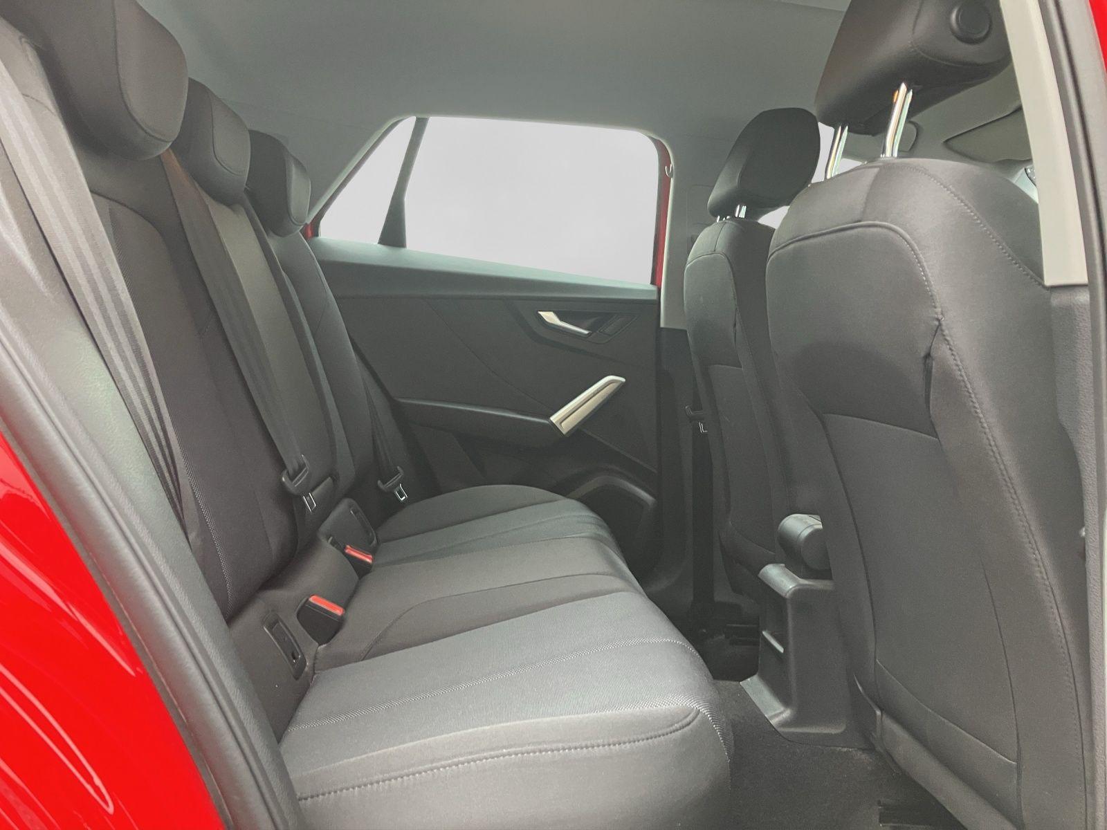 Audi Q2 30 TDI AHK LED LM