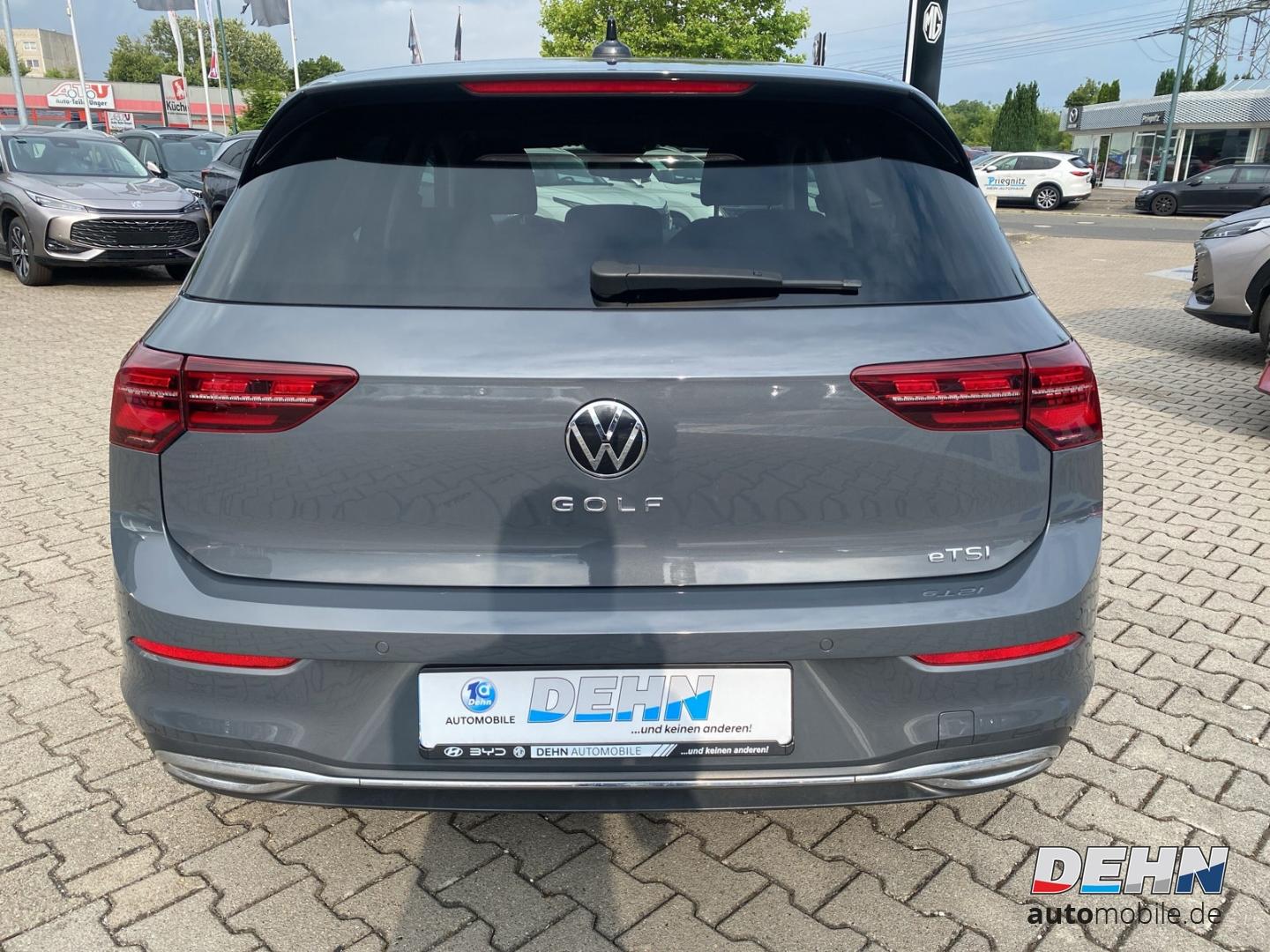 Volkswagen Golf 1.5 eTSI Style Matrix Pano Standh. AHK ACC, миниатюра 16