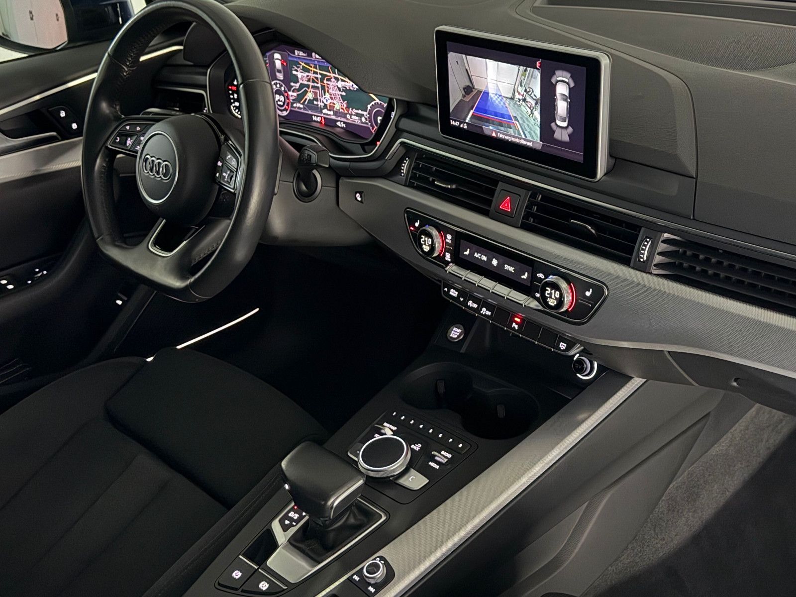 Fahrzeugabbildung Audi A4 Lim. S-LINE SPORT ultra/MATRIX/B&O/eGSD/VIRCO