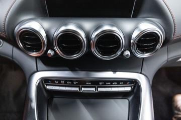 صورة مصغرة 24 لـ 2015 Mercedes-BENZ AMG GT