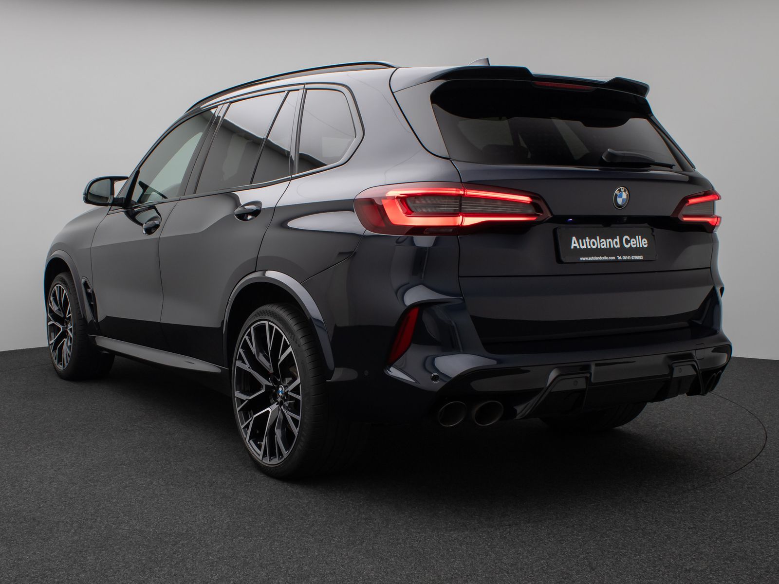 Fahrzeugabbildung BMW X5 M Competition Panoram 360°HUD B&W SoftCl VOLL