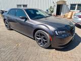 Chrysler 300 S US-Import Navi Leder 224 KW - Chrysler 300C mit Benzin-Antrieb