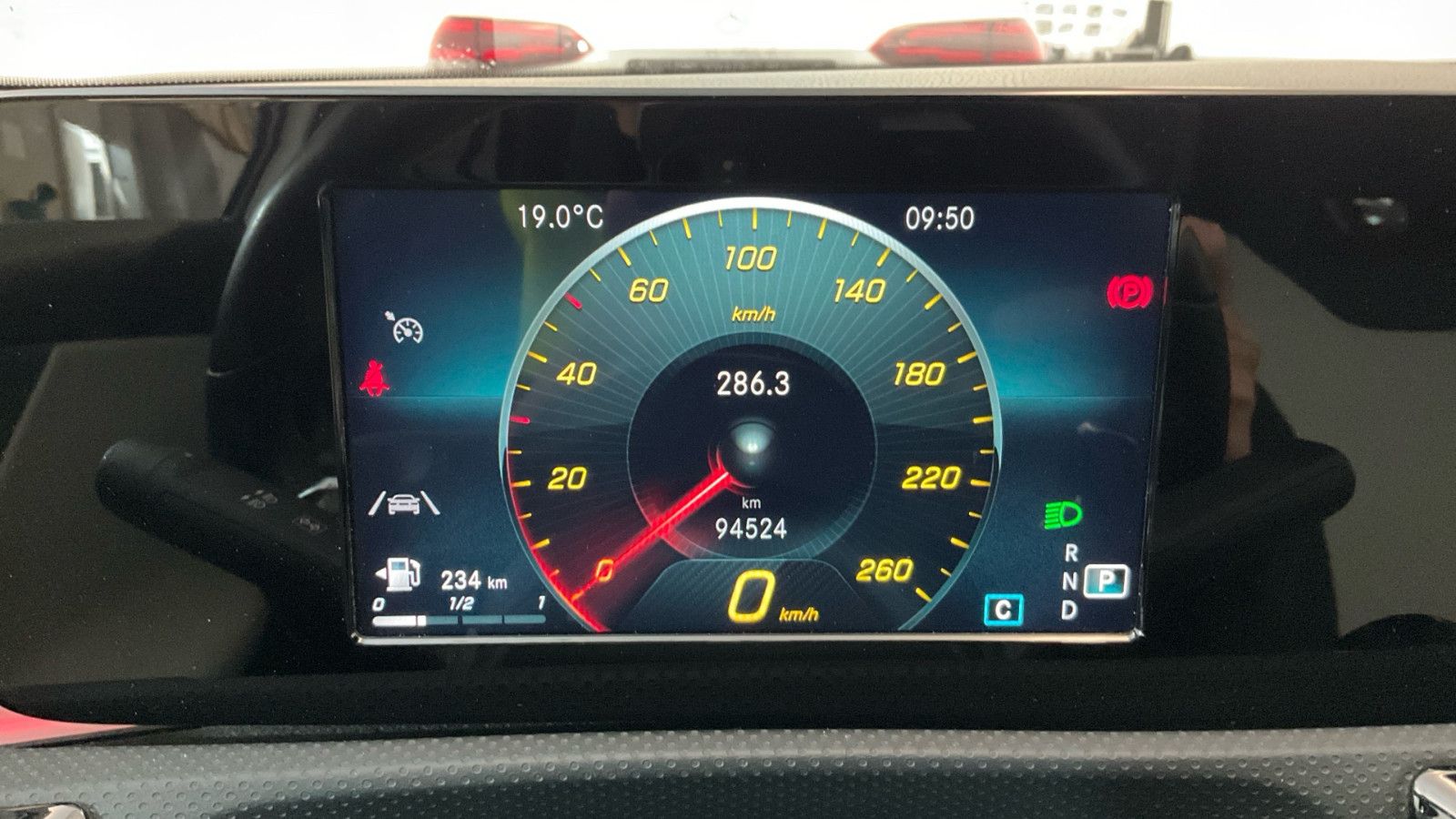 Fahrzeugabbildung Mercedes-Benz A 200d AMG LED BiColor-Leder AHK Ambi Nav Kamera