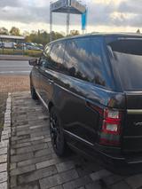 Land Rover Range Rover 3,0 TDV6 Vogue Vogue - Land Rover Range Rover mit Diesel-Antrieb: Geländewagen