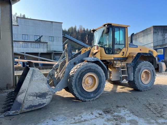 Volvo L110G, 2013year, 10700hours