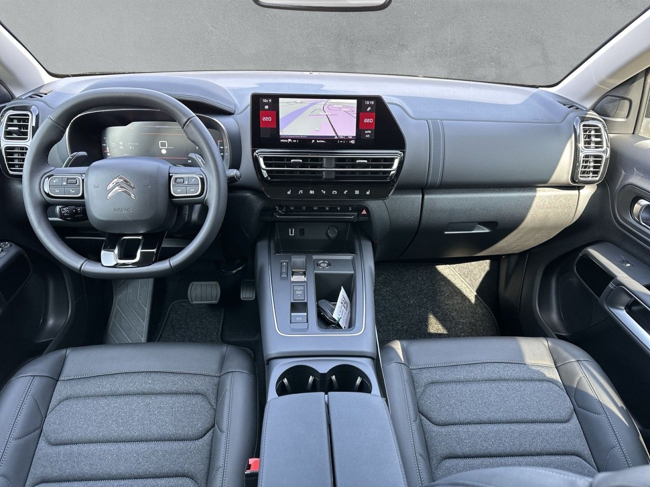 Fahrzeugabbildung Citroën C5 Aircross Hybrid 145 DCS6 Max