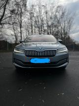 Skoda Superb 2.0 TDI SCR 140kW DSG PREMIUM EDIT CO... - Skoda Superb: 140