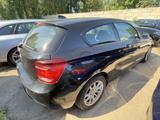 BMW 118 i Aut. / Bi-Xenon / PDC V+H / NAVI  - BMW 118: I