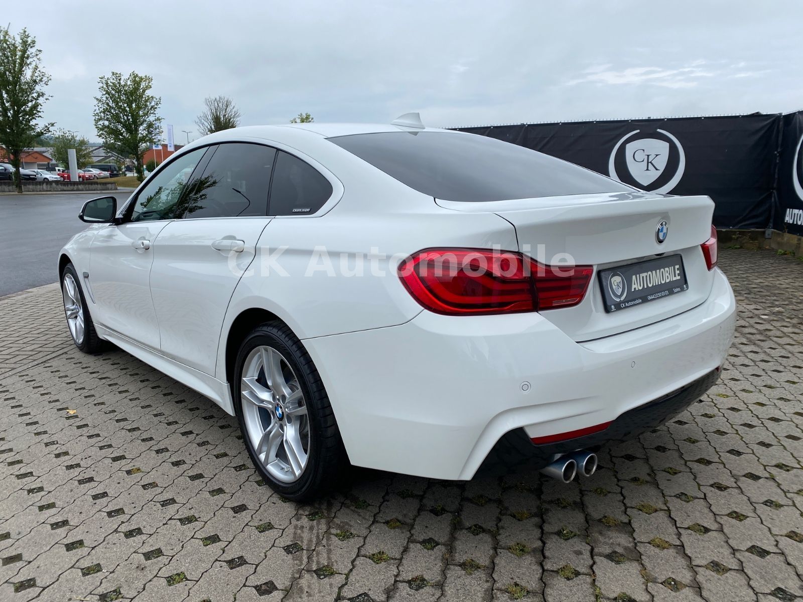 Fahrzeugabbildung BMW 430d xDrive Gran Coupe M-Sport/Navi/Head-Up/LED