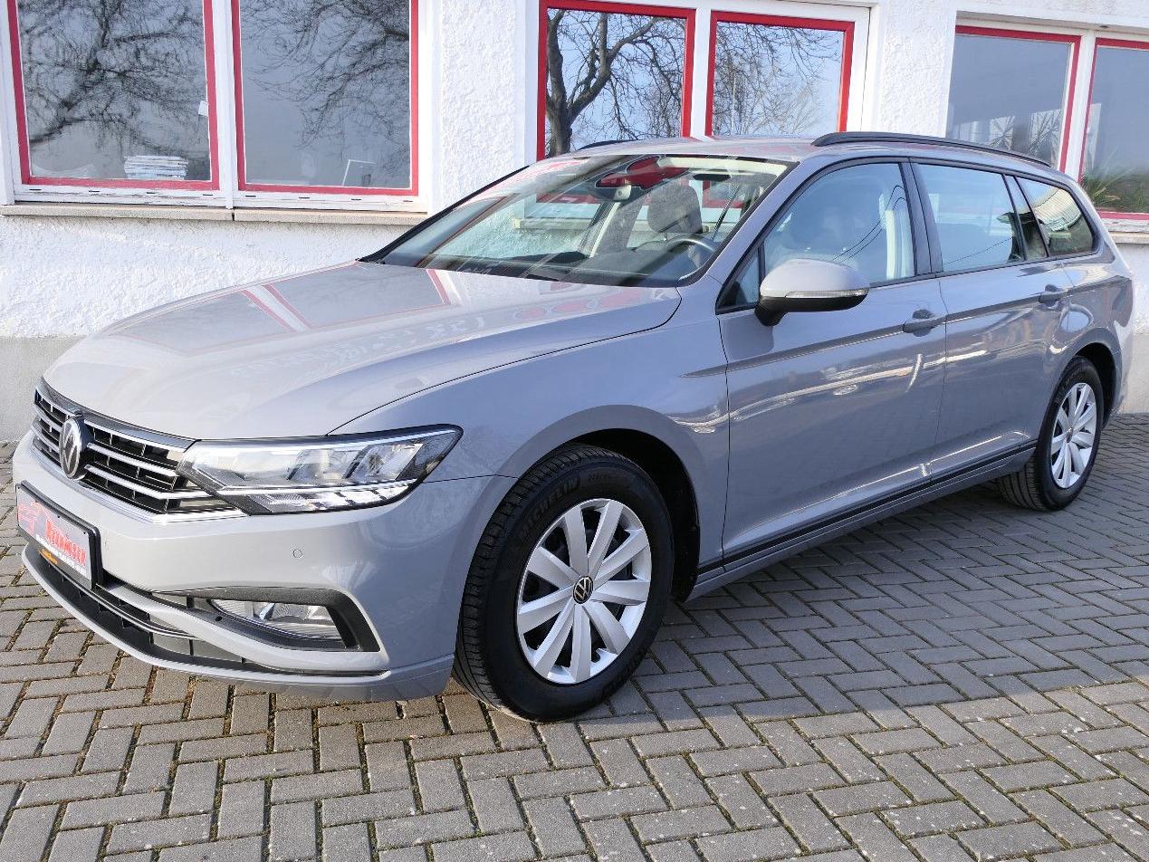 Volkswagen Passat Variant 2.0 TDI AHK NAVI PDC M+S CAM ACC
