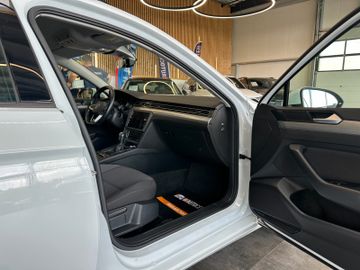 MYAUTOCENTER – Gebraucht- und Jahreswagen mit Werkstattservice in Pfaffenhofen Volkswagen Passat *LED*NAVI*ACC*KEY-LESS*1.HAND*19%MWST*