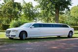Chrysler 300C Stretchlimousine weiß - gebrauchte Chrysler 300C aus dem Jahr 2012
