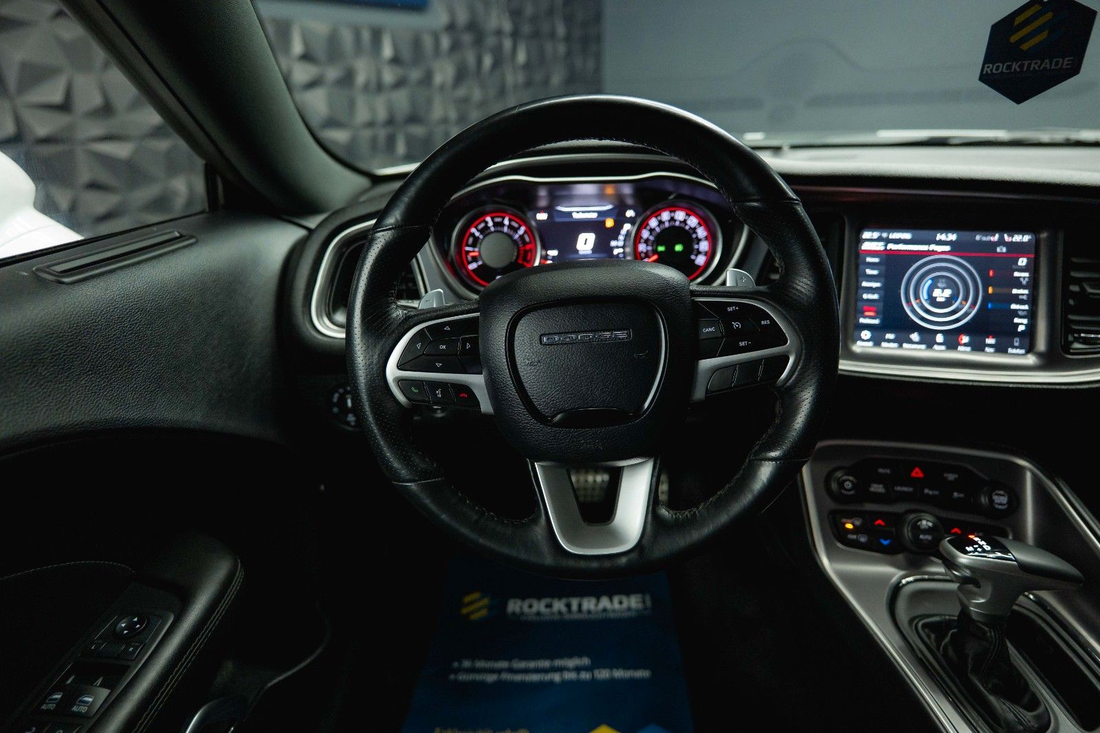 Fahrzeugabbildung Dodge Challenger 6.4 V8 SRT 392 R/T SCAT PACK Perform.