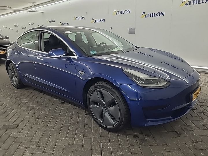 Tesla Model 3 Standard Plus RWD Standard Range Plus 84 imagem 3
