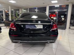 MERCEDES-BENZ E 300 e Avantgarde/2.HAND/LED/CAM/NAVI/SHZ/TOP! MERCEDES-BENZ E 300 e Avantgarde/2.HAND/LED/CAM/NAVI/SHZ/TOP!