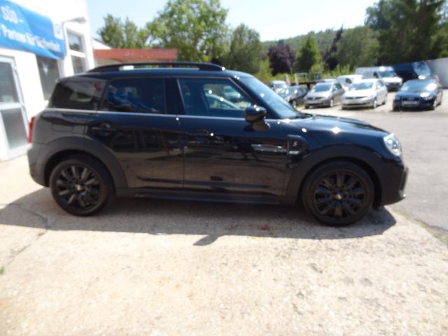 Fahrzeugabbildung MINI Countryman S/ALL4 Yours Trim/Virtual/1.Hd/Kamera