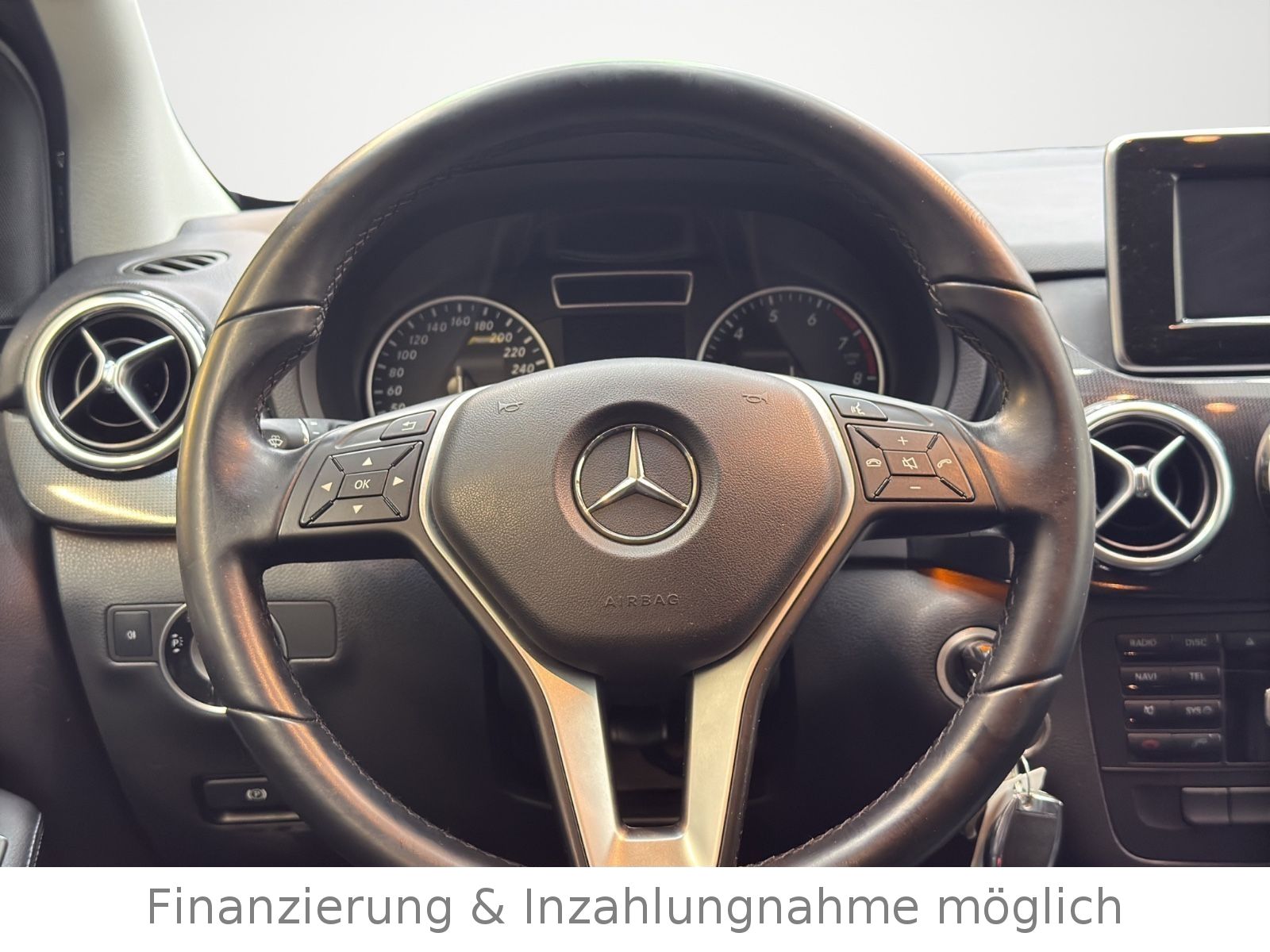 Fahrzeugbild 11