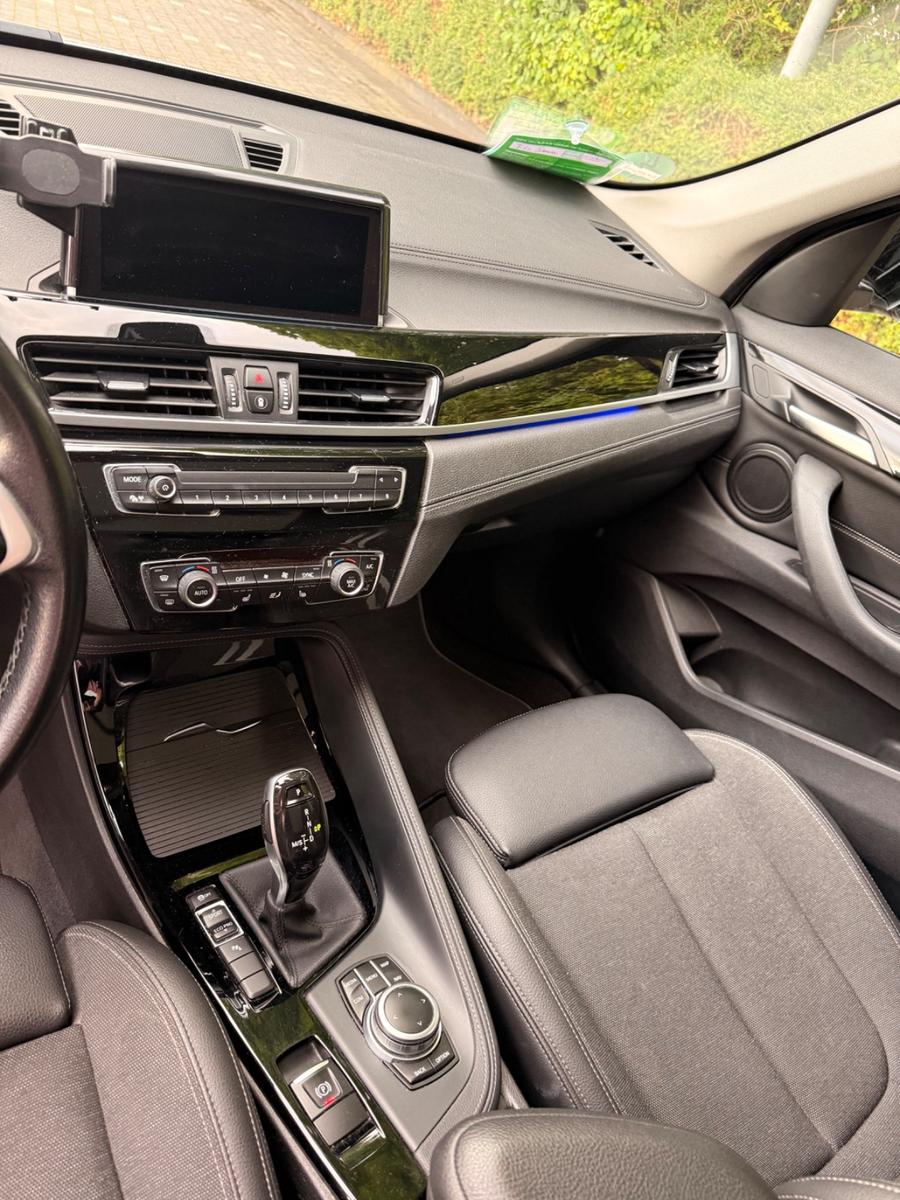 BMW X1 sDrive20i Sport line TOP GEPFLEGT, миниатюра 4