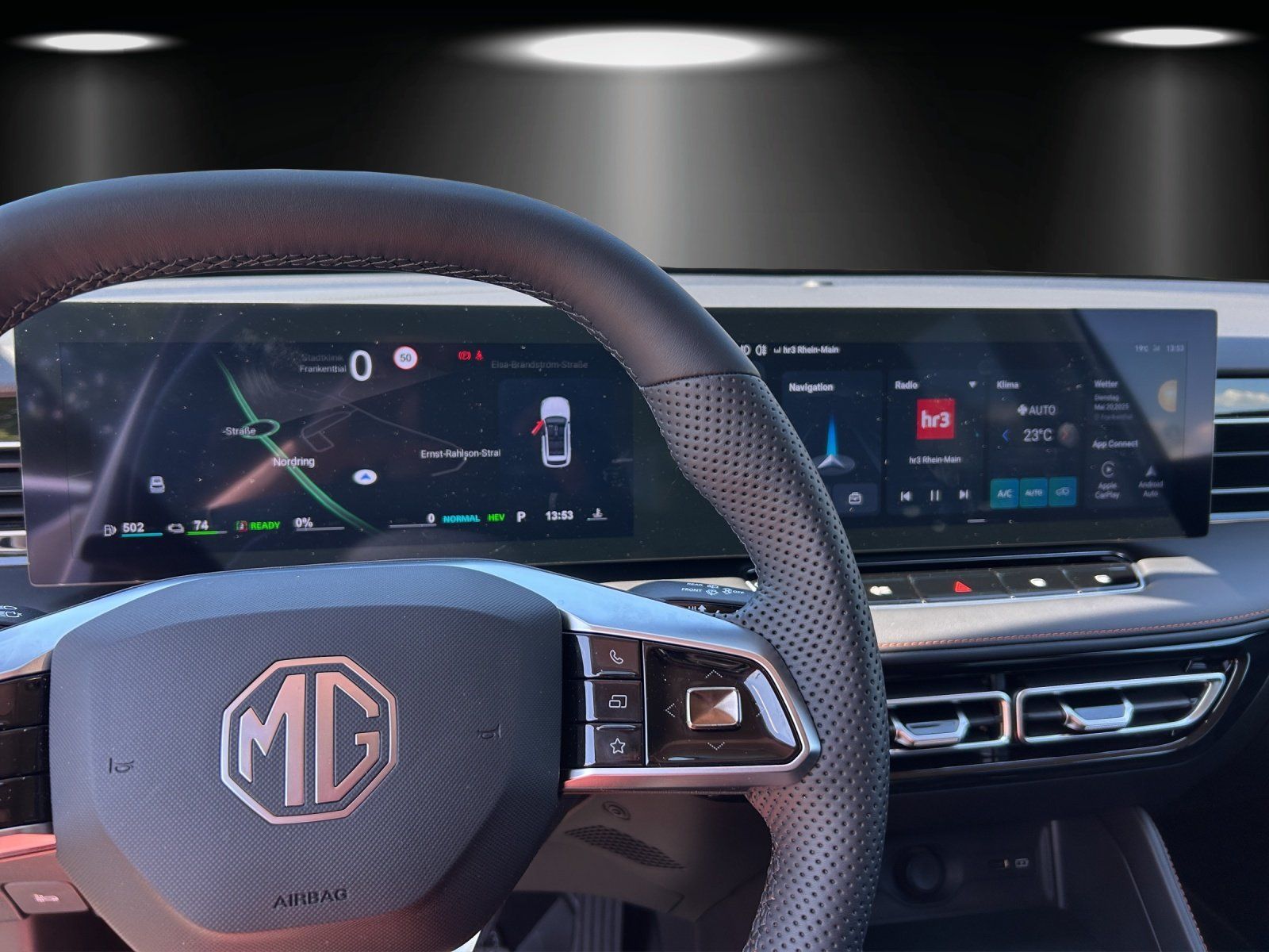 Fahrzeugabbildung MG MG HS Luxury PHEV AT