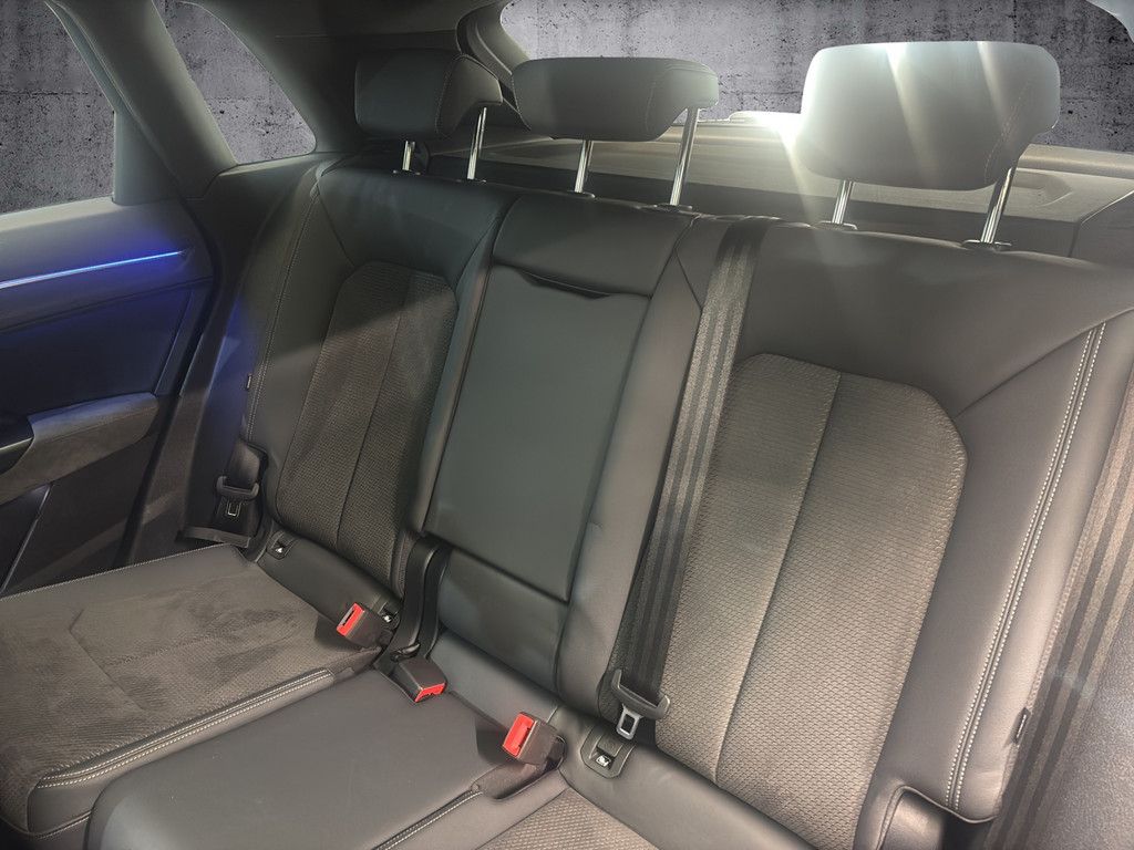Audi Q3 45 TFSI e S line Pano+Navi+SHZ+Kamera+ACC foto 11