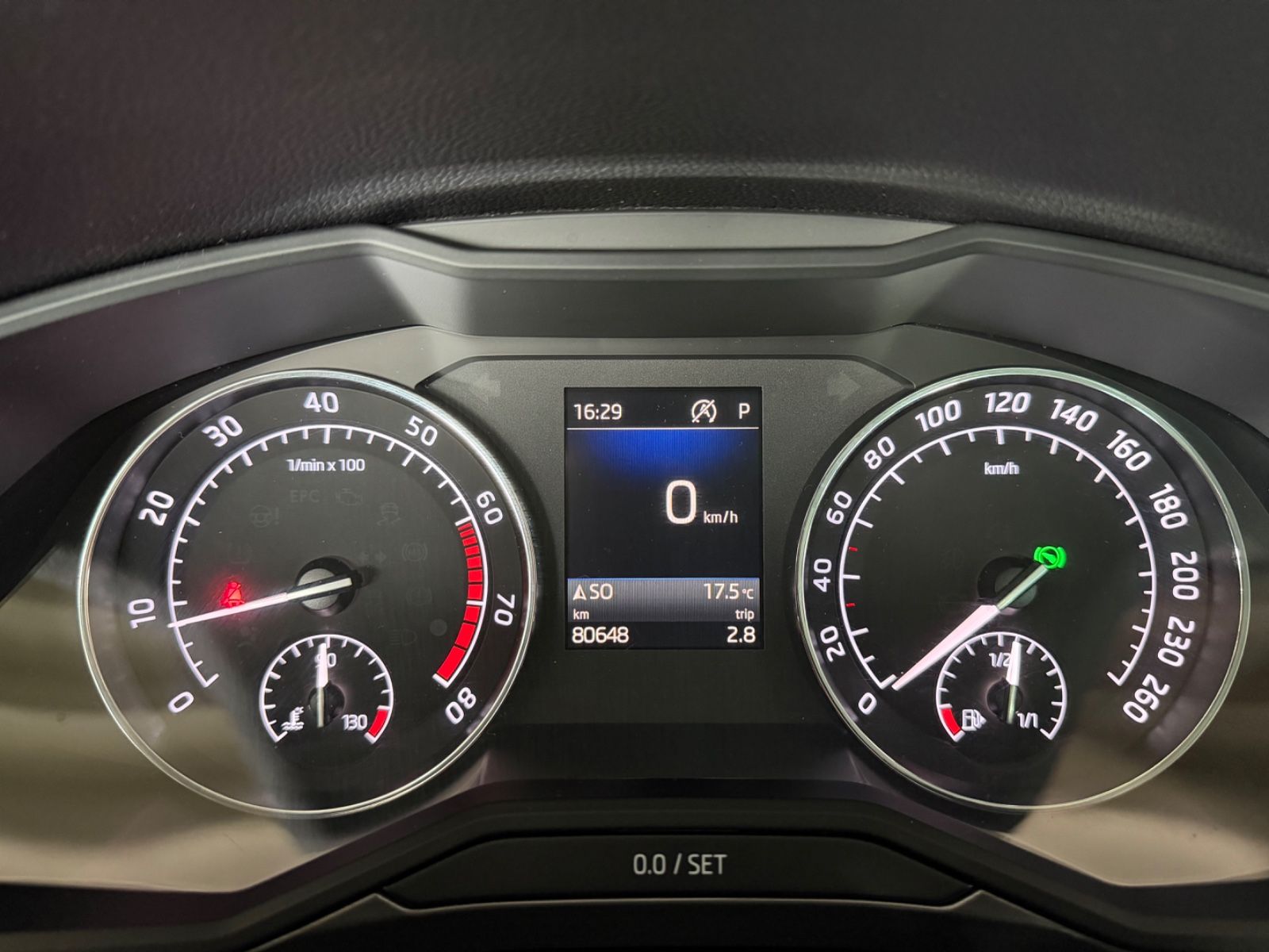 Skoda Superb Combi Style 4x4 AUT AHK SH MEMO CarPl PDC foto 22