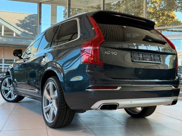 Volvo XC90 - 4
