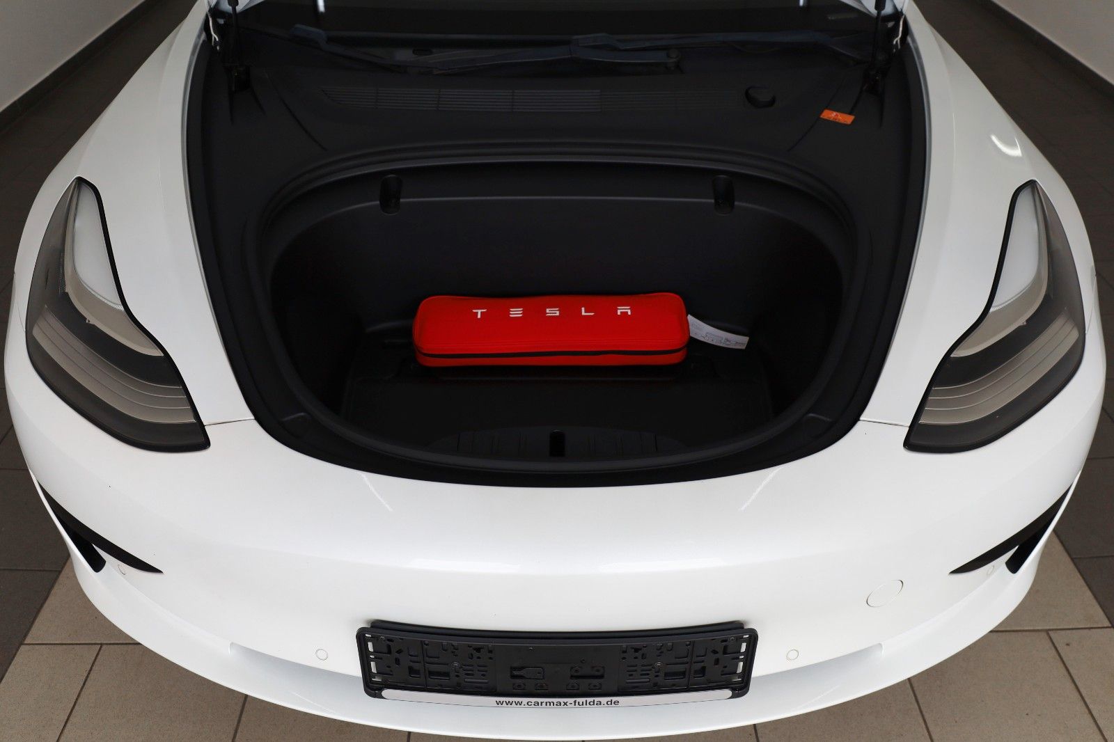 Fahrzeugabbildung Tesla Model 3 Standard Range Plus,Leder,Kamera,SH,Pano