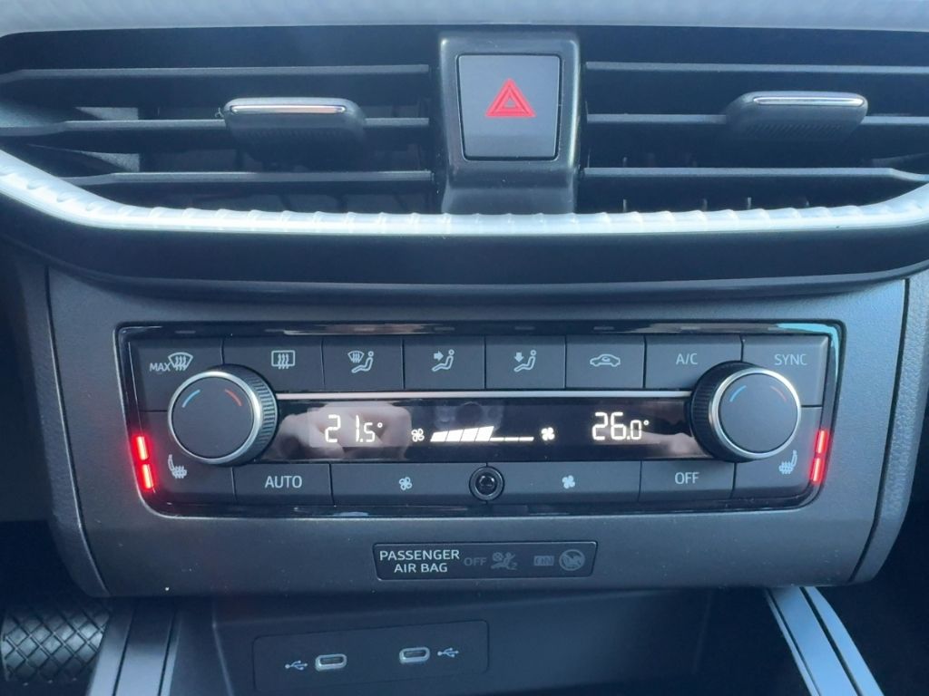Fahrzeugabbildung SEAT Ibiza 1.0 TSI FR Facelift,Navi, Sitzh, Keyless