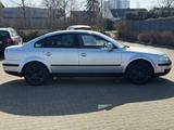 Volkswagen Passat 2.0 Comfortline*AUTOM*NAVI*NUR 78.TKM*TOP - gebrauchte VW Passat aus dem Jahr 2004