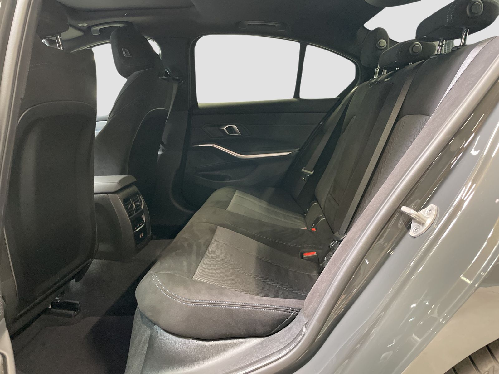 BMW 320 - Bild 13