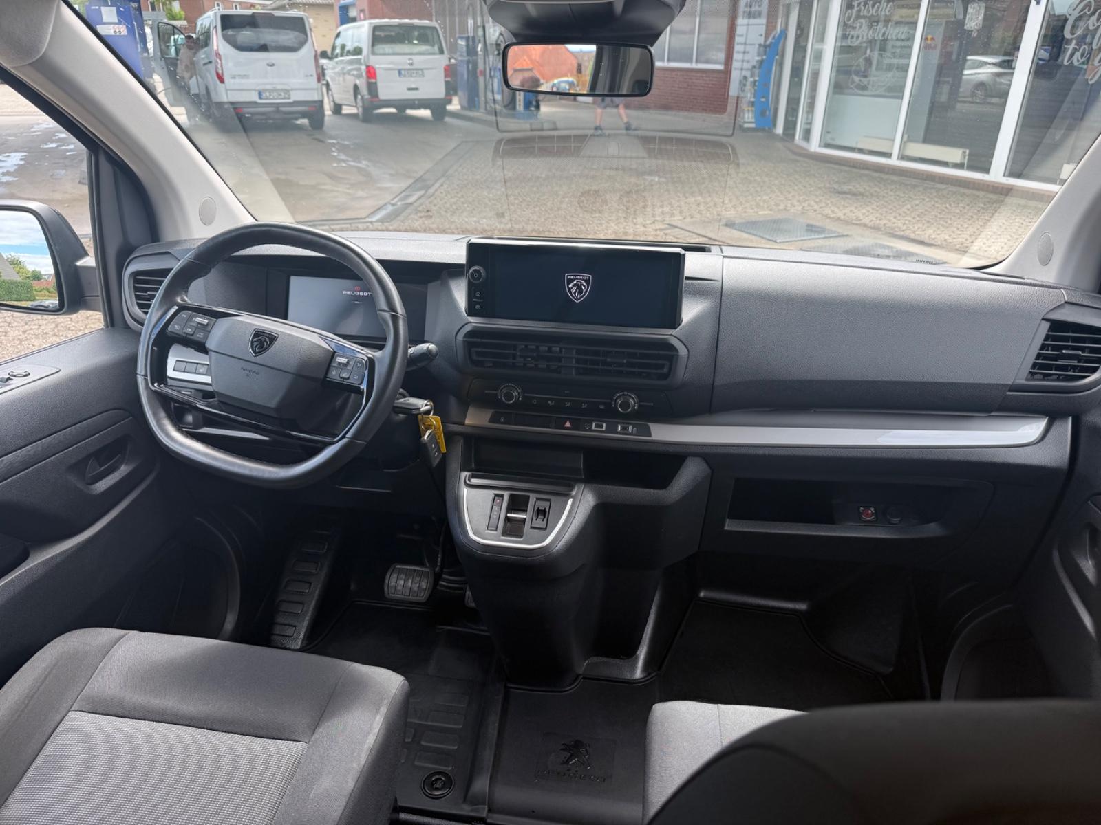 Peugeot Expert 2.0 BlueHDi 180 DOKA AHK/ACC/STHZG/NAVI