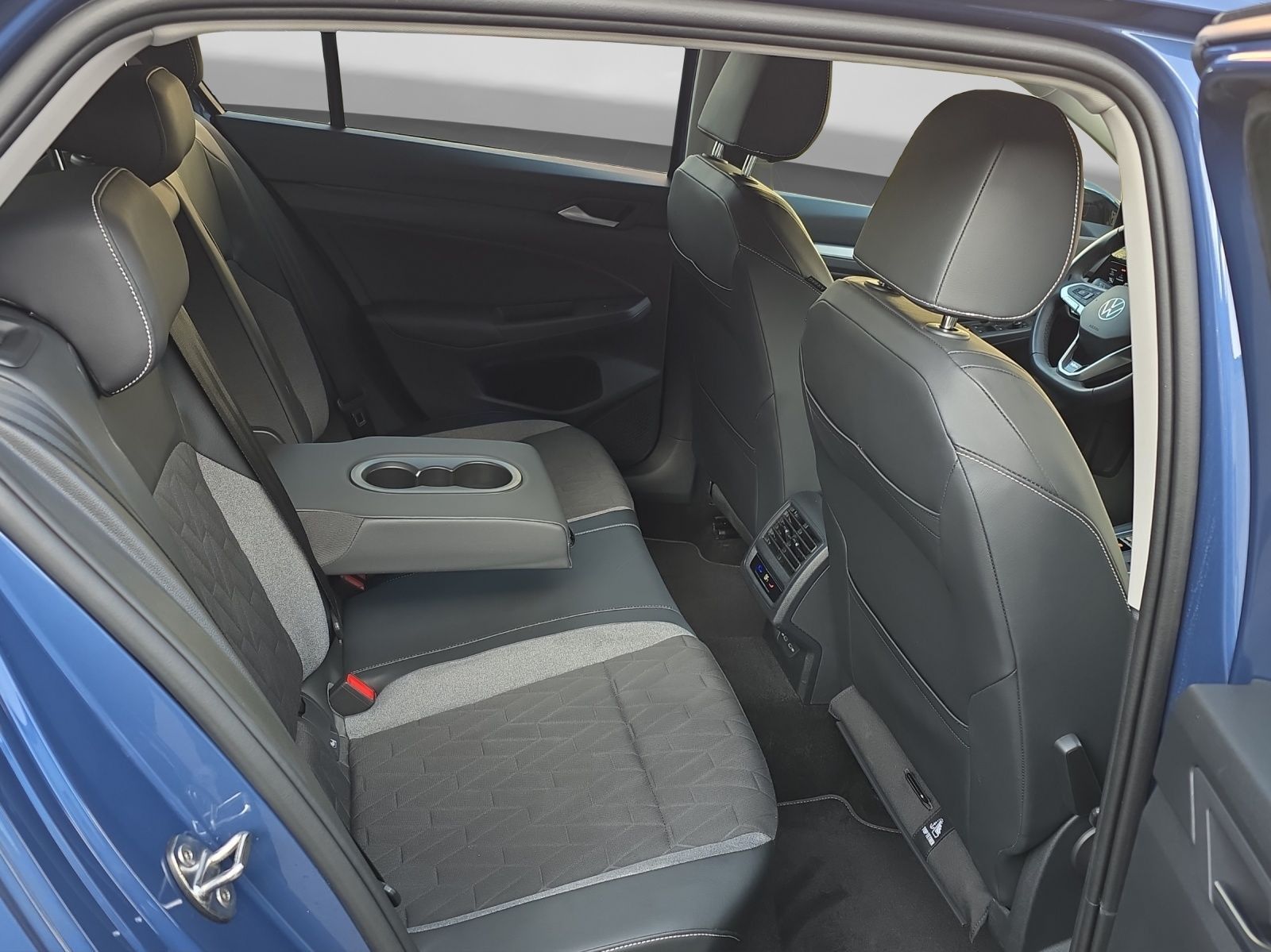 Volkswagen Golf - Bild 6