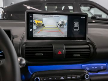 Hyundai Inster Digitales Cockpit Kamera Navi Bluetooth