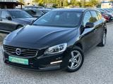Volvo V60 Kombi /T4 190ps/Leder/Kamera/AHK/LED - Volvo V60 Gebrauchtwagen in München