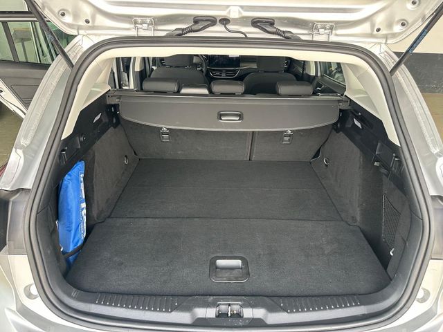 Fahrzeugabbildung Ford Focus Turnier Titanium*Automatik*