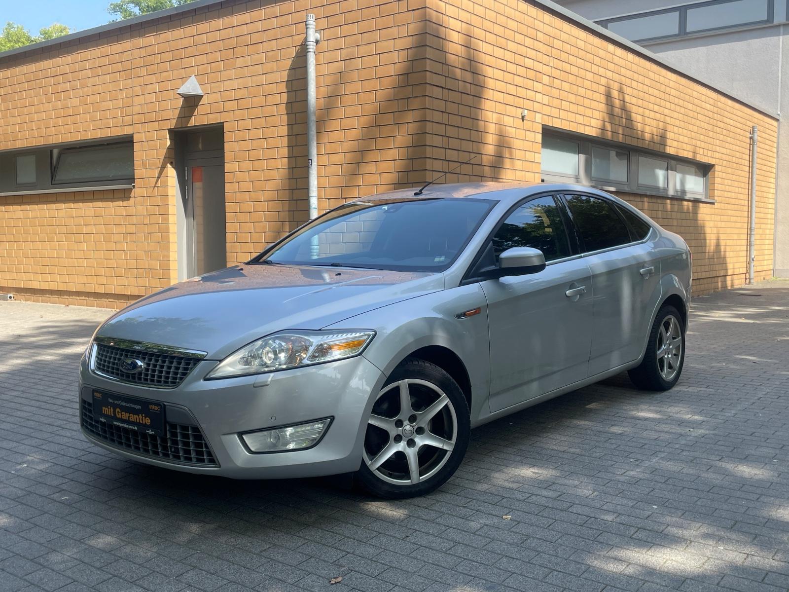 Ford Mondeo Lim. Titanium/ALCANTARA-LEDER/SITZBELÜFT/