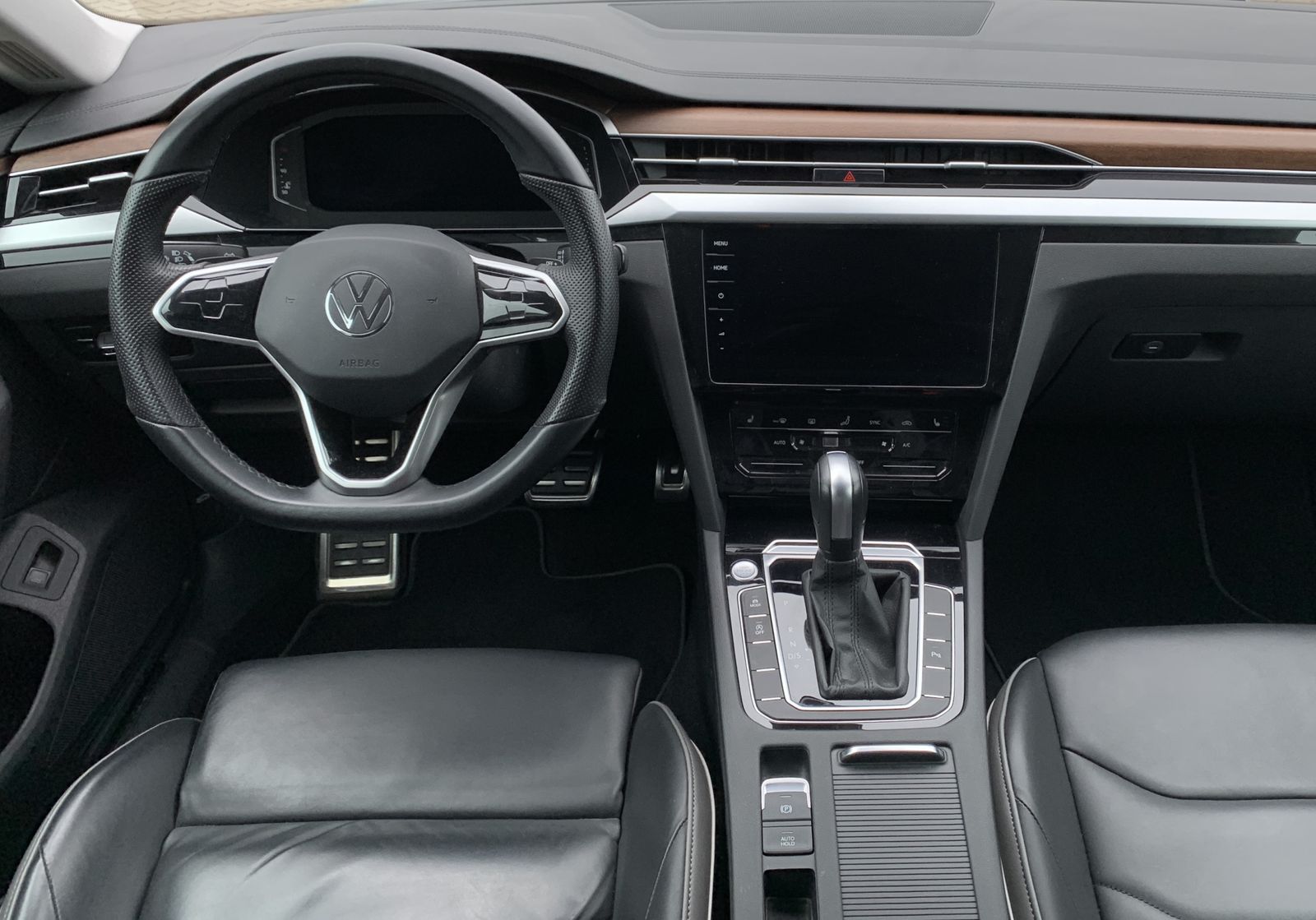 Fahrzeugabbildung Volkswagen Arteon Shooting Brake 2.0 TDI*Leder*AHK*LED*