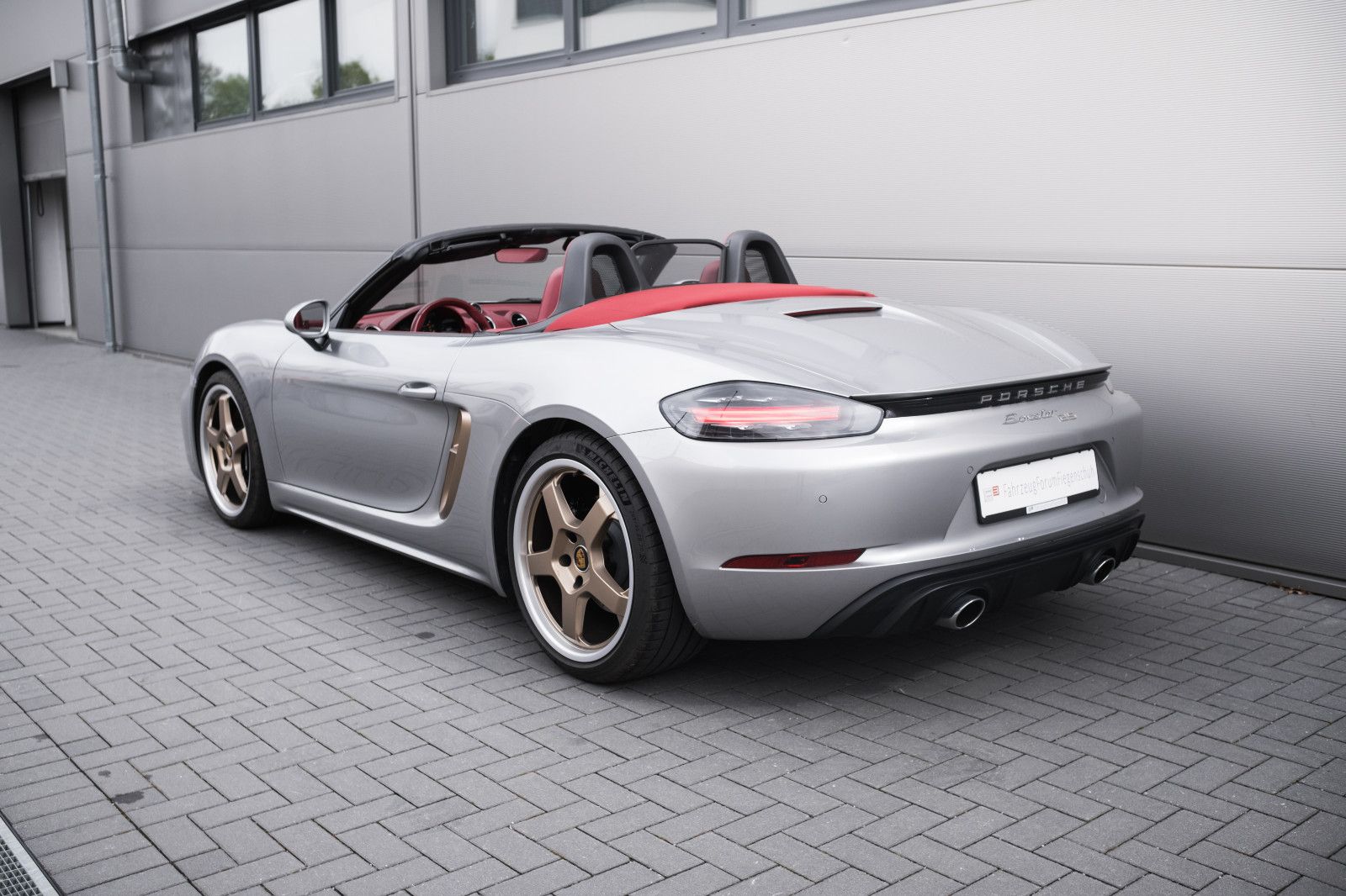 Fahrzeugabbildung Porsche Boxster718 25 Jahre-LED-PASM-